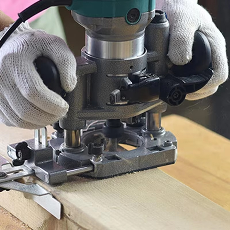 Compact Plunge Router Base Mil - Router Trim Base recensione e prezzo